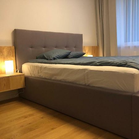 New Modern Urban Apartment Bratislava Ngoại thất bức ảnh