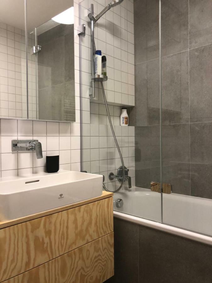 New Modern Urban Apartment Bratislava Ngoại thất bức ảnh